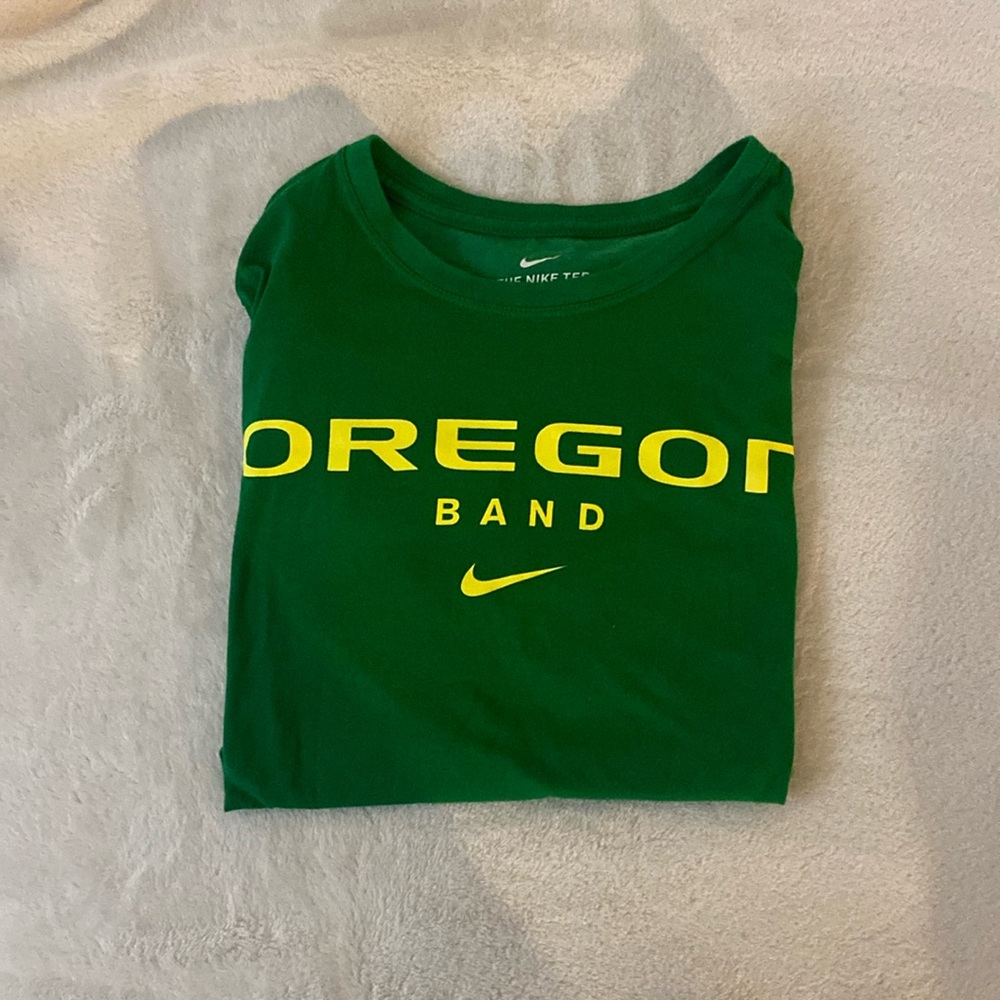 Green t shirt